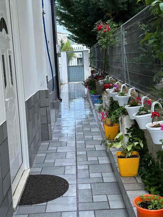 Villa Likaj Berat Exterior foto